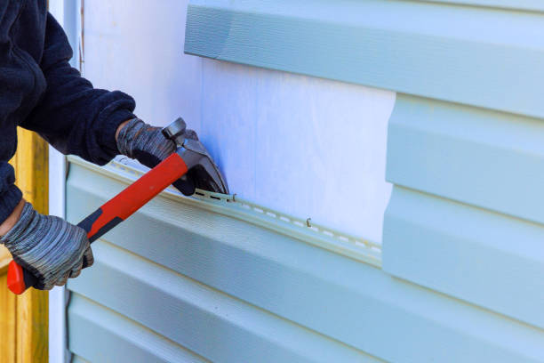 Reliable Emergency Siding Repair contractor in Westlake, OH by Squared Siding
